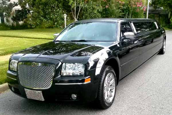 Chrysler 300 limo Sussex
