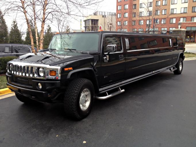 Madison 15 Passenger Limo