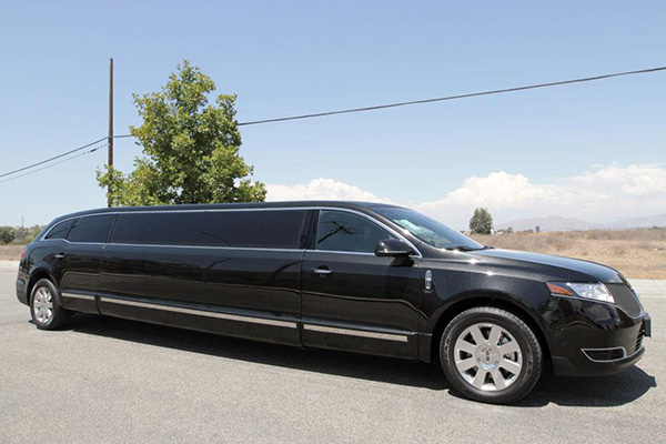 Madison 8 Passenger Limo